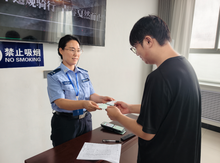 家门口赶考惠民生 高平建成晋城首个县区级驾驶证理论考场 家门口赶考惠民生 高平建成晋城首个县区级驾驶证理论考场