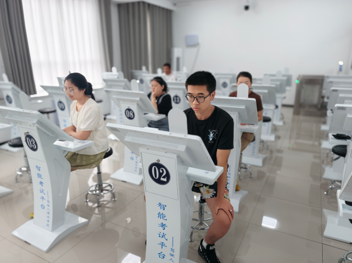 家门口赶考惠民生 高平建成晋城首个县区级驾驶证理论考场 家门口赶考惠民生 高平建成晋城首个县区级驾驶证理论考场